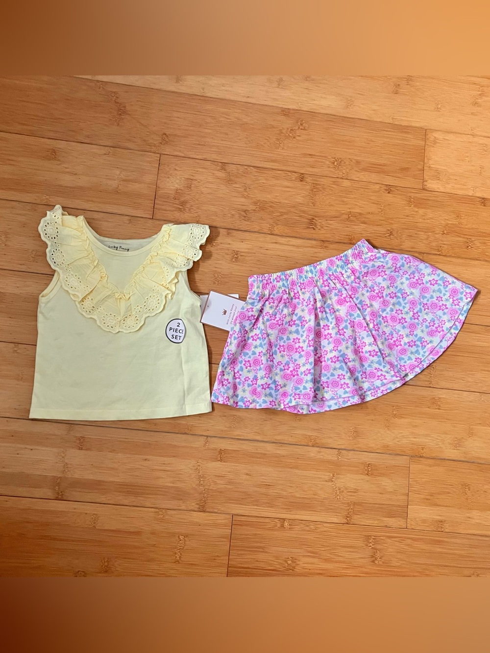 NWT Girls Size 3T Yellow Eyelet Ruffle Top & Pink Floral Skorts Outfit Set